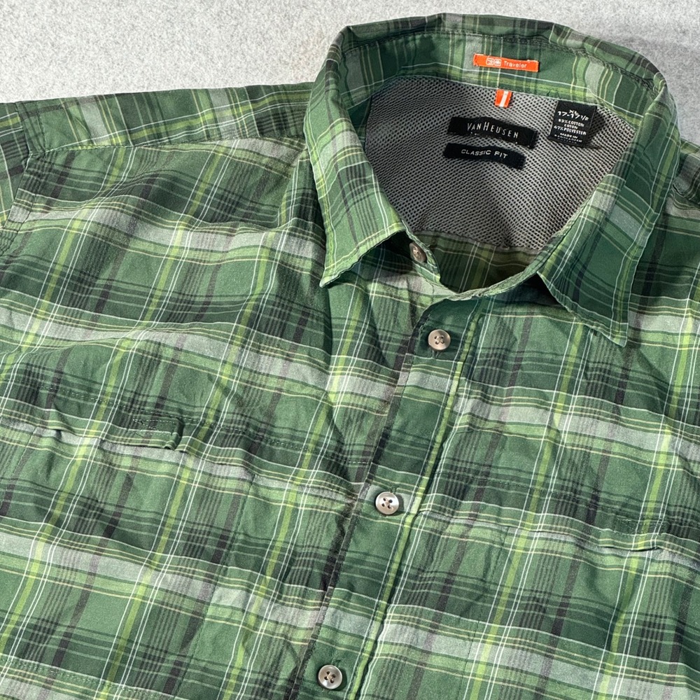 Van Heusen Traveler Mens XL Green Plaid Short Sleeve Button Down Shirt Classic